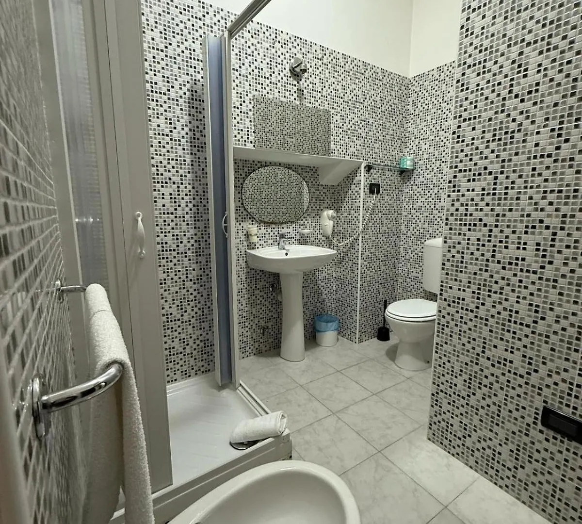 *** Guest house Memole Inn Sanremo Italy
